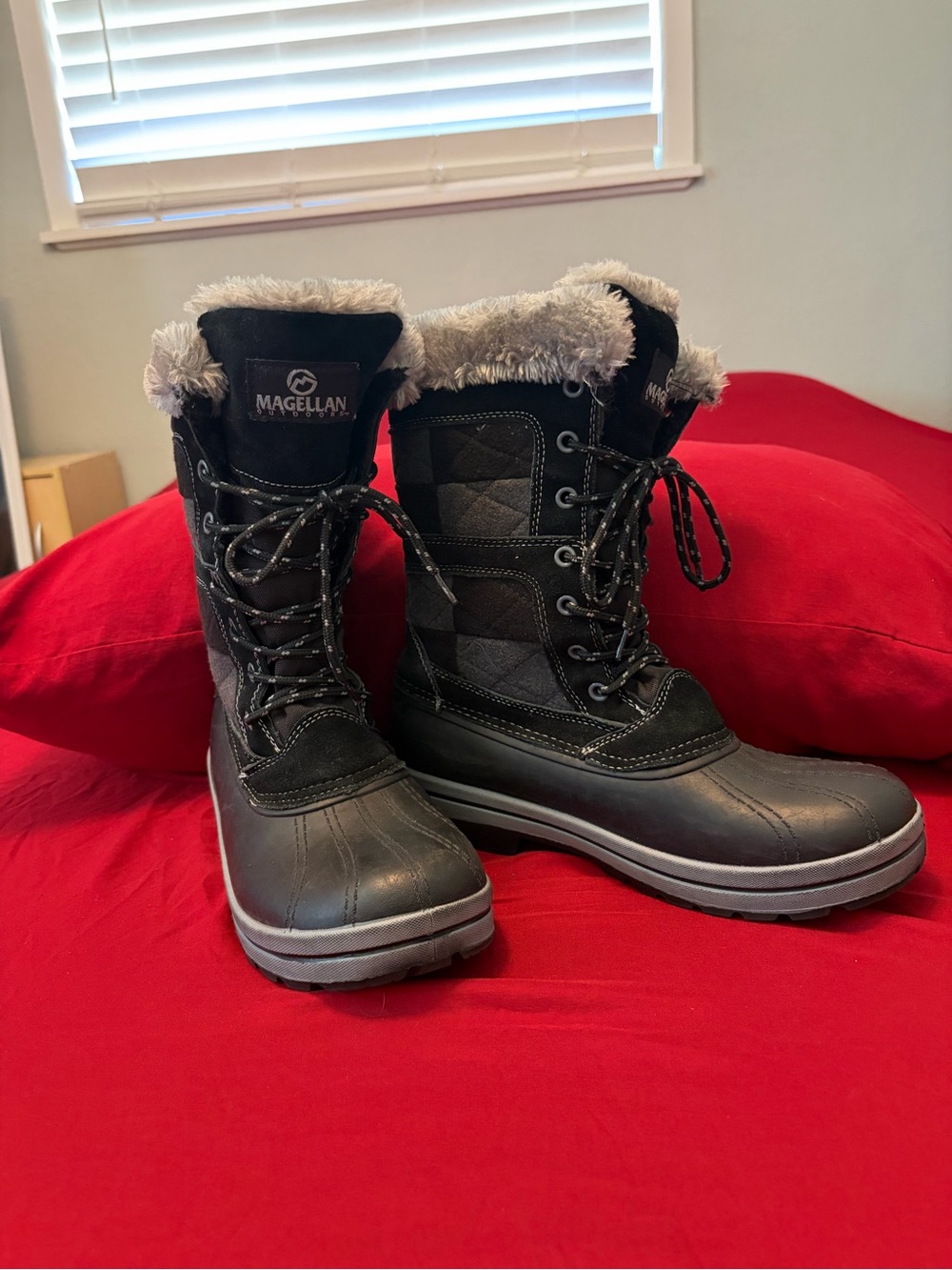 Magellan Outdoors Thinsulate Women's Black Winter Snow Boots with Faux Fur